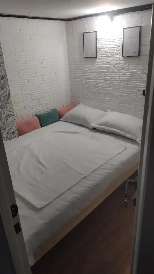 Hostel Caps Home Astana Kazakistan